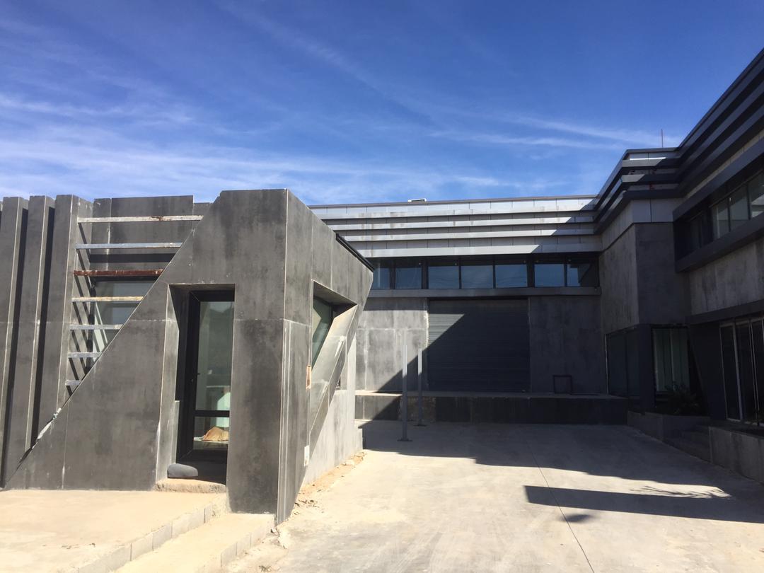 طراحی مدرن کارخانه